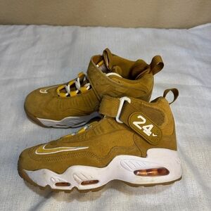 Nike Kids High Top Sneakers – Size 5Y – Brown/Gold